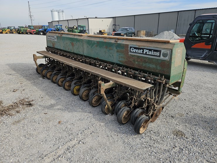 #205190-•-great-plains-drill-image-4