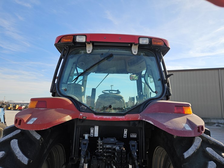 case-ih-mxu110-image-11