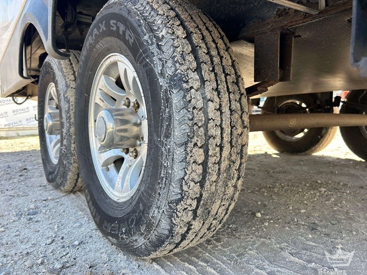 2013-keystone-laredo-la329re13-37ft.-t/a-fifth-wheel-travel-trailer-image-62