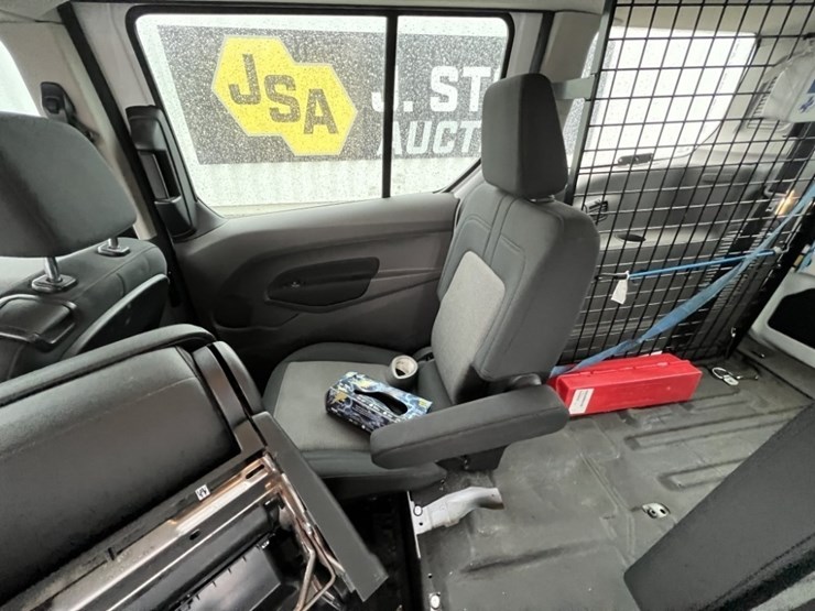 2019-ford-transit-connect-image-21