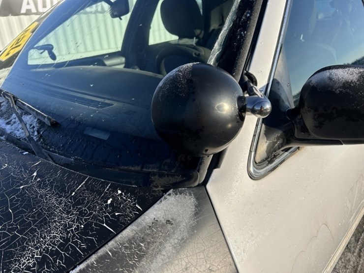 2011-ford-crown-victoria-sedan-image-23