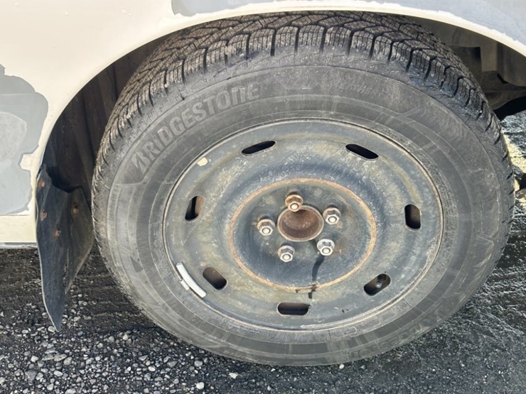 2007-ford-crown-victoria-sedan-image-31