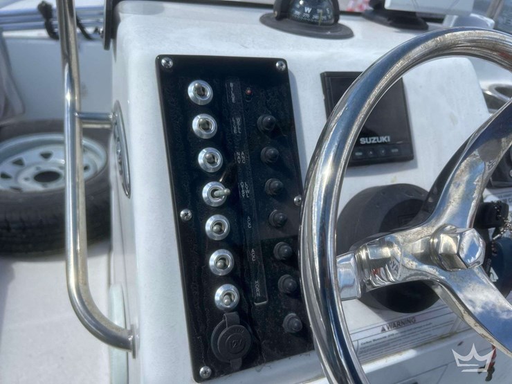 2018-sea-pro-boat-with-14ft.-s/a-magic-tilt-boat-trailer-image-9