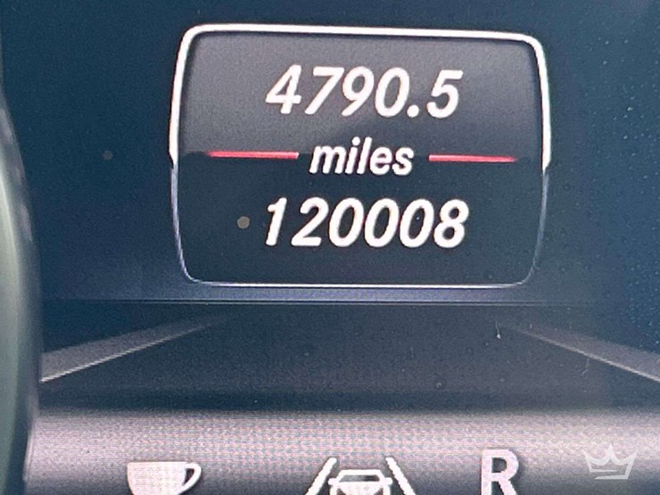 2013-mercedes-benz-gl450-image-6