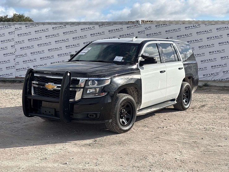 2019-chevrolet-tahoe-suv-image-1