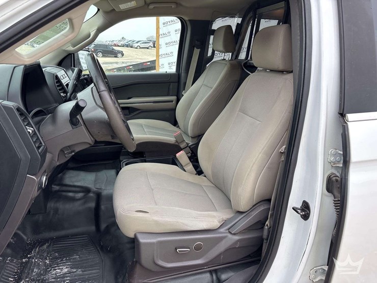 2019-ford-expedition-image-11