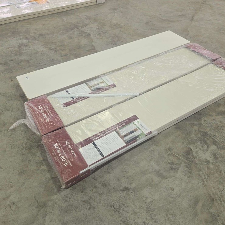 (3) Masonite Bifold Door Units