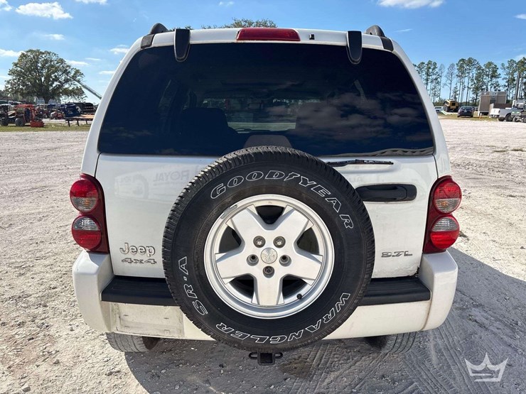 2007-jeep-liberty-image-28