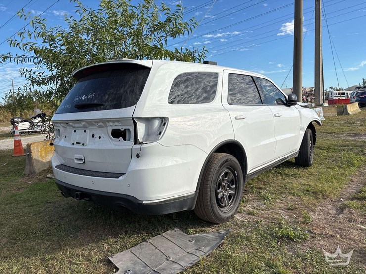 2023-dodge-durango-image-3