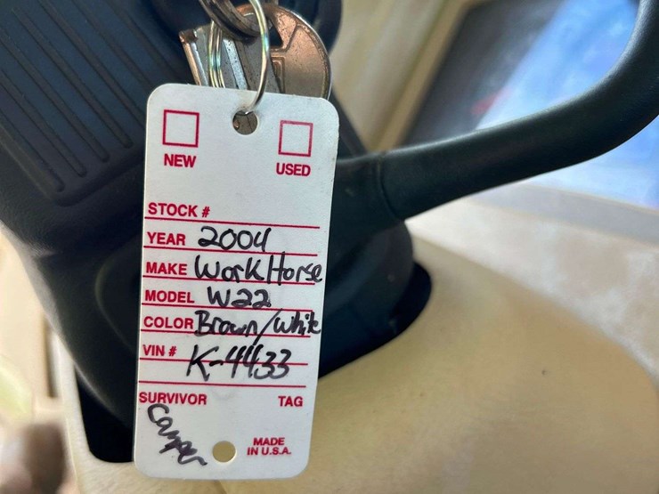 2004-winnebago-adventurer-38g-38ft.-class-a-motorhome-image-96