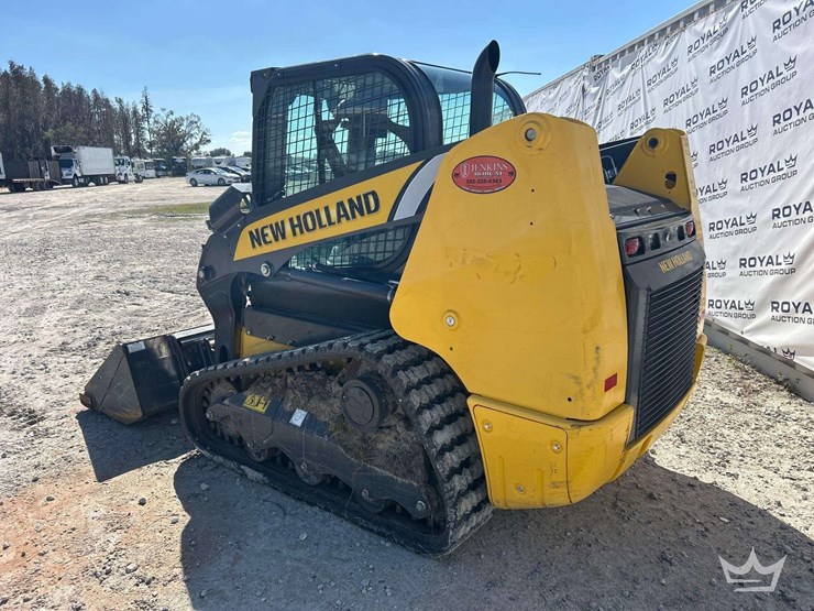 2023-new-holland-c327-image-4