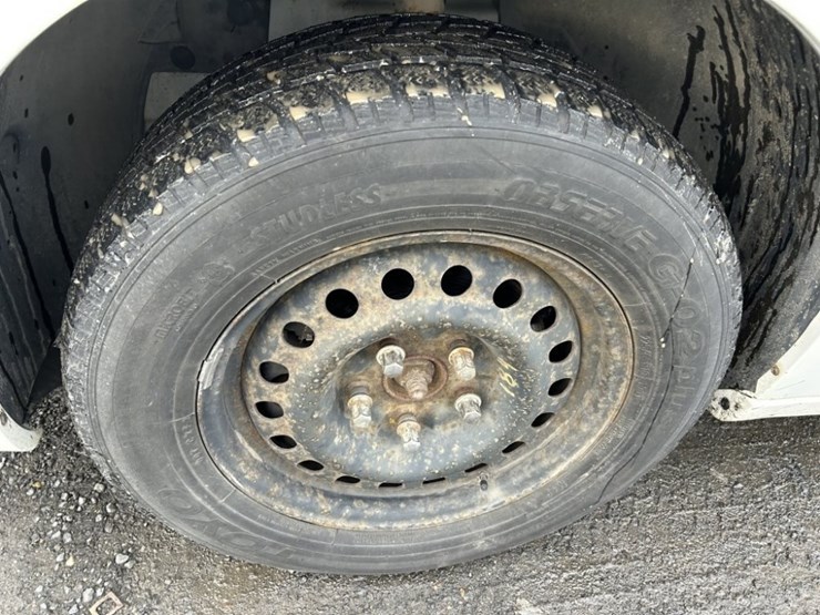 2011-dodge-grand-caravan-image-9