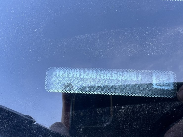 2016-ford-transit-image-9