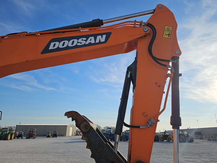 2022-doosan-dx225-lc-7-image-26