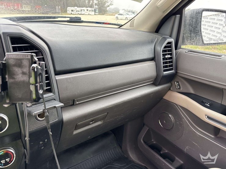 2019-ford-expedition-image-18