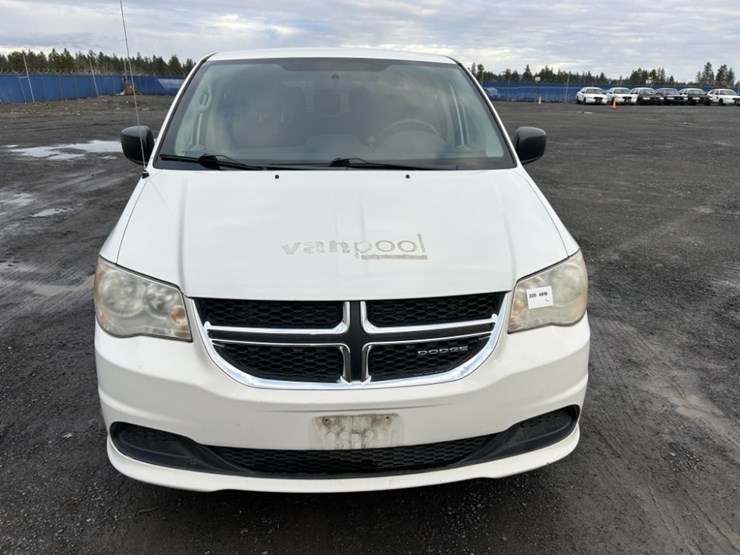 2011-dodge-grand-caravan-image-8