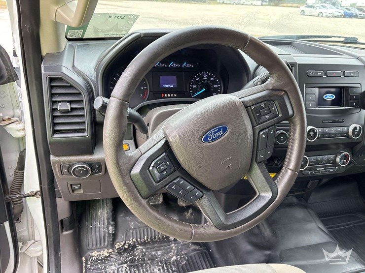 2019-ford-expedition-image-12