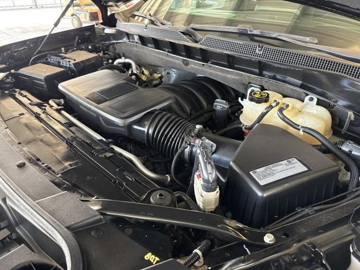 chevrolet-tahoe-image-12