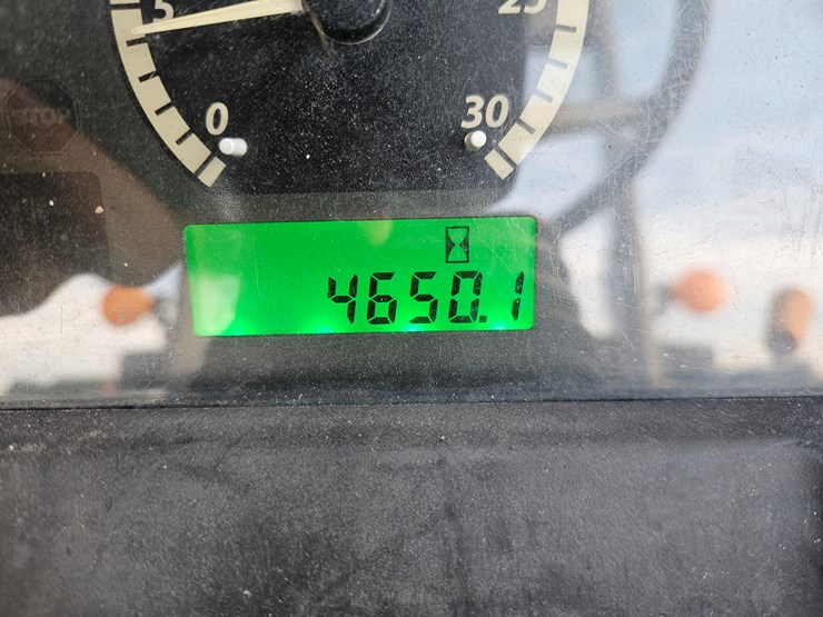 john-deere-6115d-image-21