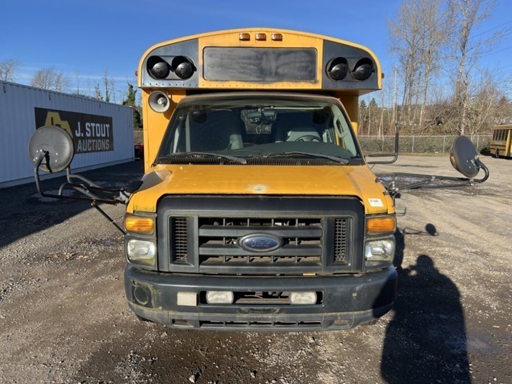 2008-ford-e350-sd-image-8