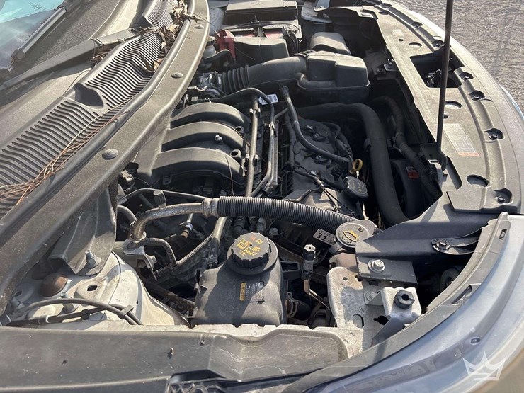 2017-ford-explorer-image-8