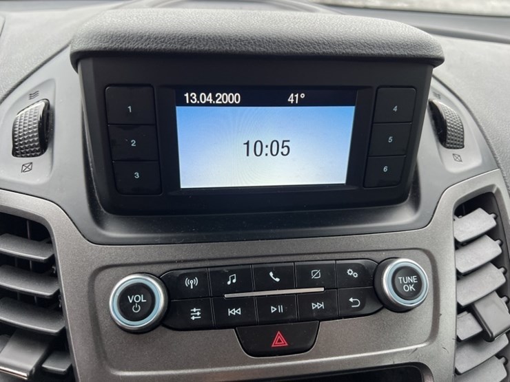 2019-ford-transit-connect-image-27