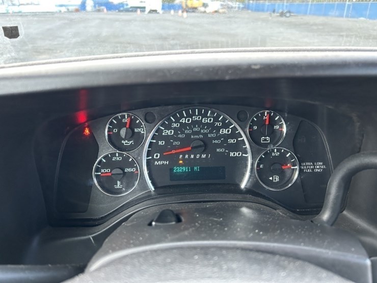 2016-chevrolet-express-paratransit-bus-image-26