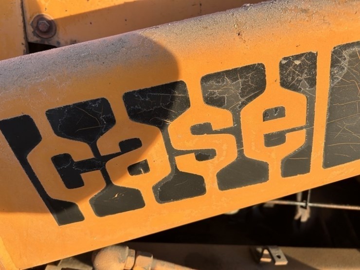 1976-case-580c-image-19