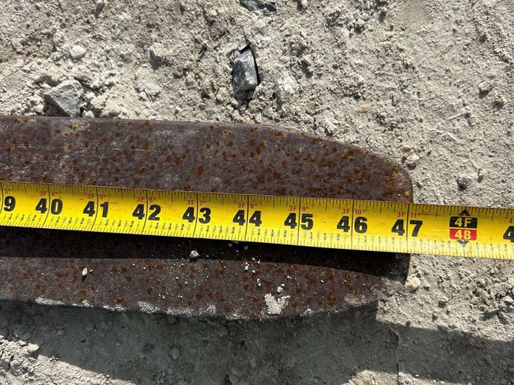 2014-caterpillar-257d-image-23