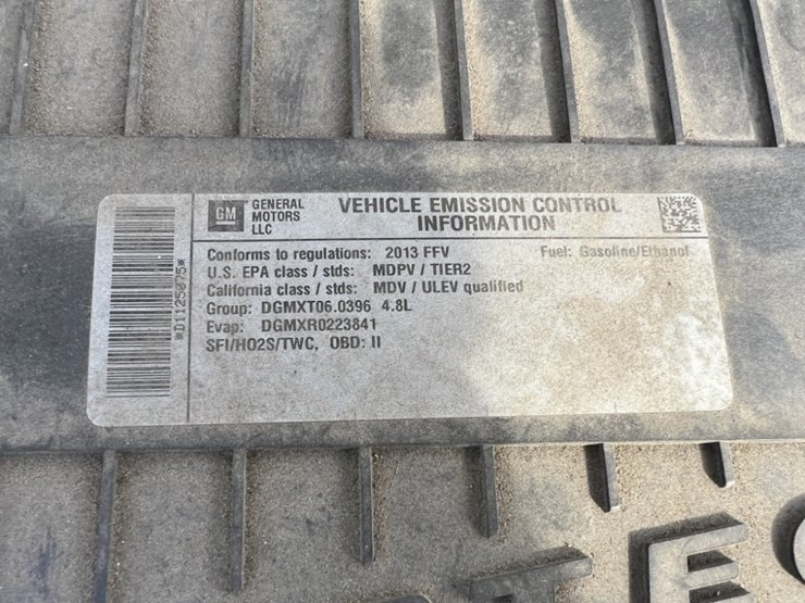 2012-gmc-savana-cargo-van-image-14