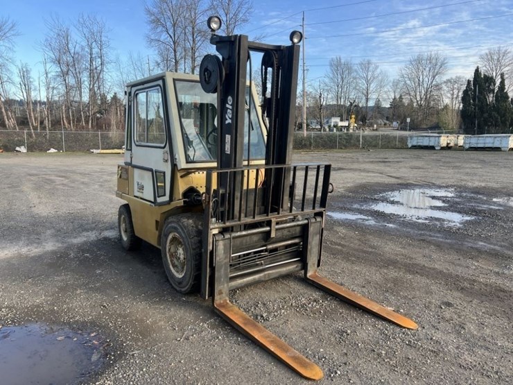 1986-yale-gdp070lc-forklift-image-2
