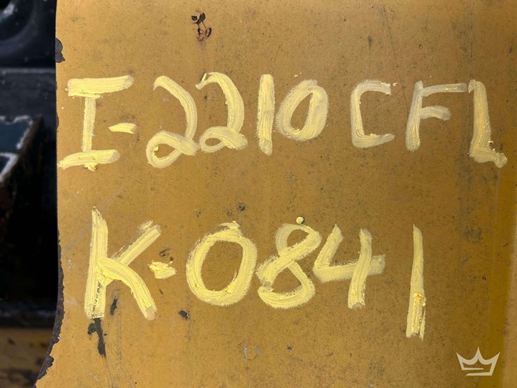 2014-caterpillar-257d-image-36