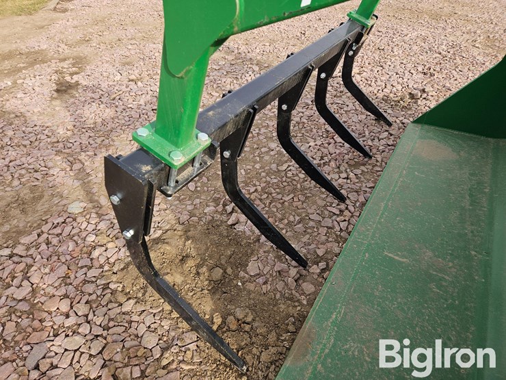 2025-john-deere-740-image-9