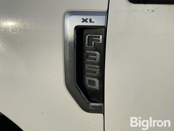 2019-ford-f350-xl-image-16