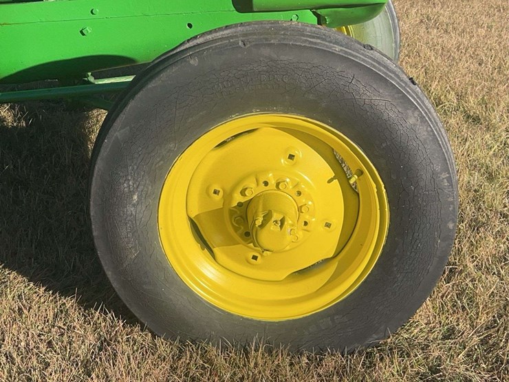 1959-john-deere-830-image-24