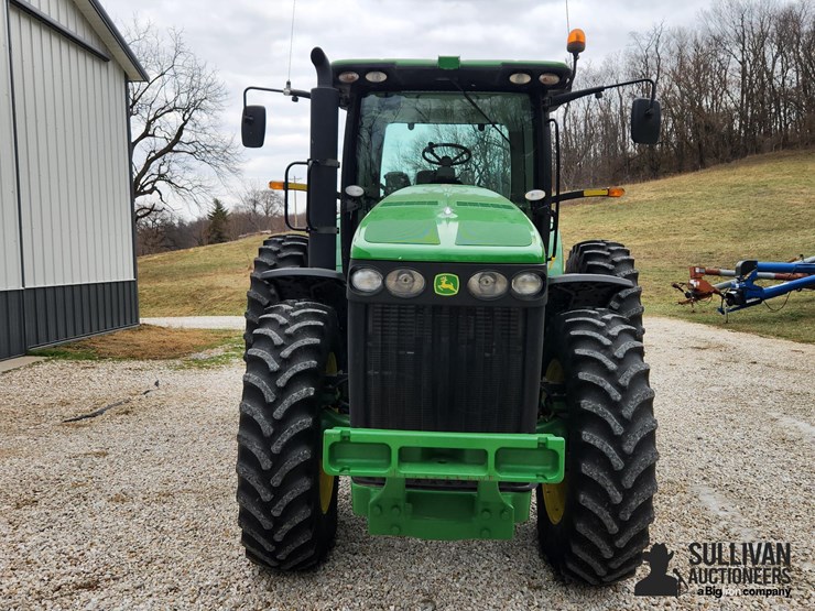 2010-john-deere-8225r-image-2