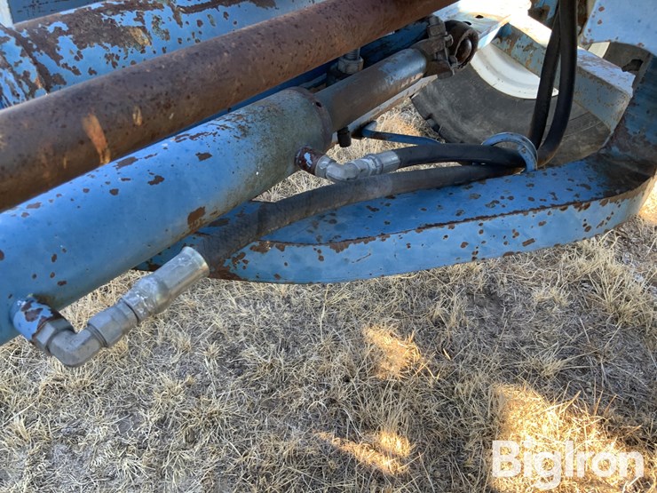 1979-ford-tractor-image-11