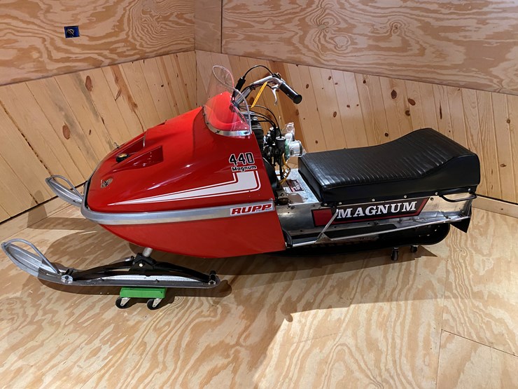 #3793-•-1970-rupp-440-magnum-snowmobile-image-2