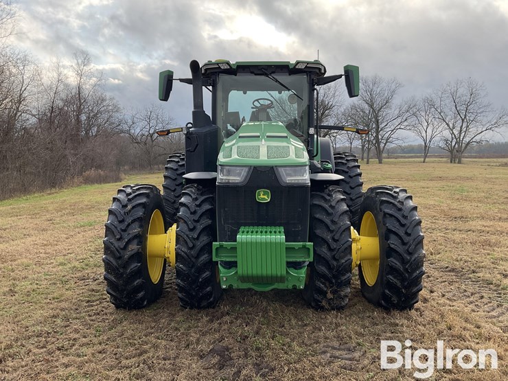 2021-john-deere-8r-340-image-2