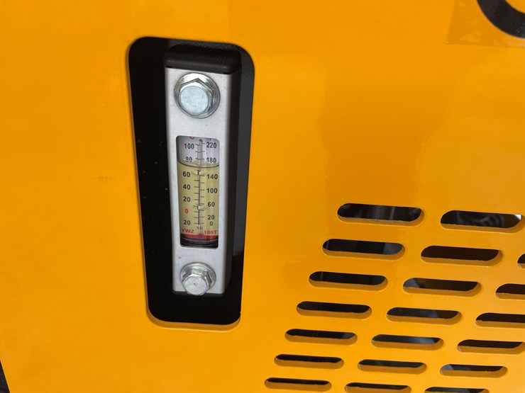 #203-•-miva-va13-mini-excavator-image-21