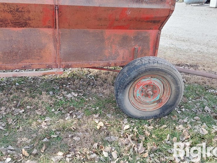 david-bradley-10'-flare-box-wagon-image-16