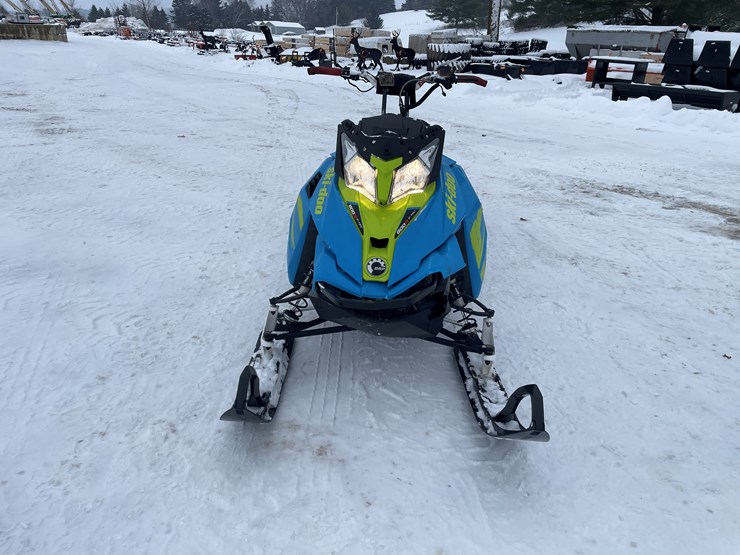 #500-•-2015-ski-doo-free-ride-800-snowmobile-(no-reg-card,-bill-of-sale-only)-image-2
