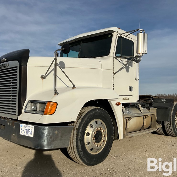 1999 FREIGHTLINER FLD120