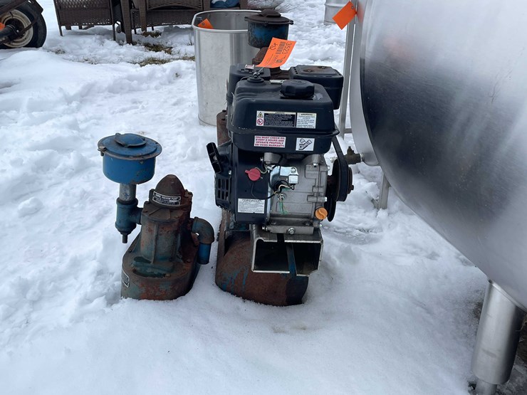 #3523-•-gas-powered-predator-motor-and-surge-vacuum-pump-image-6