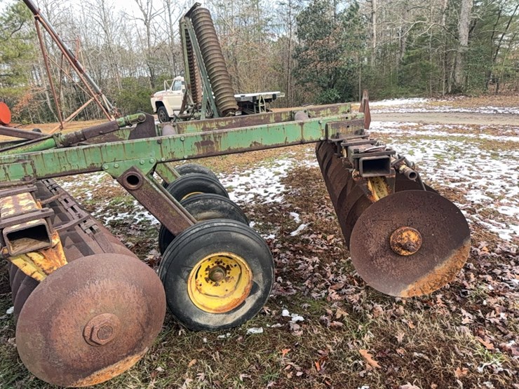 john-deere-340-image-13