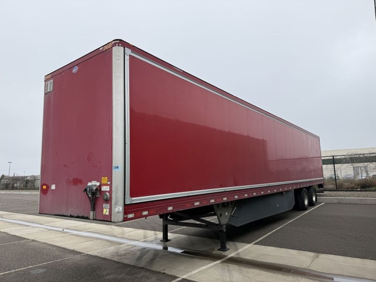 2016-utility-van-image-1