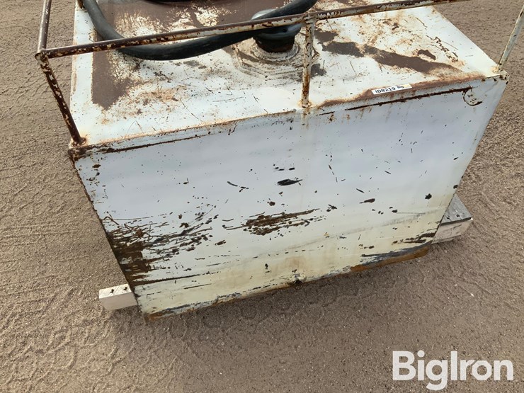 200-gal-fuel-tank-image-8