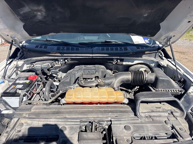 2016-ford-f150-image-6