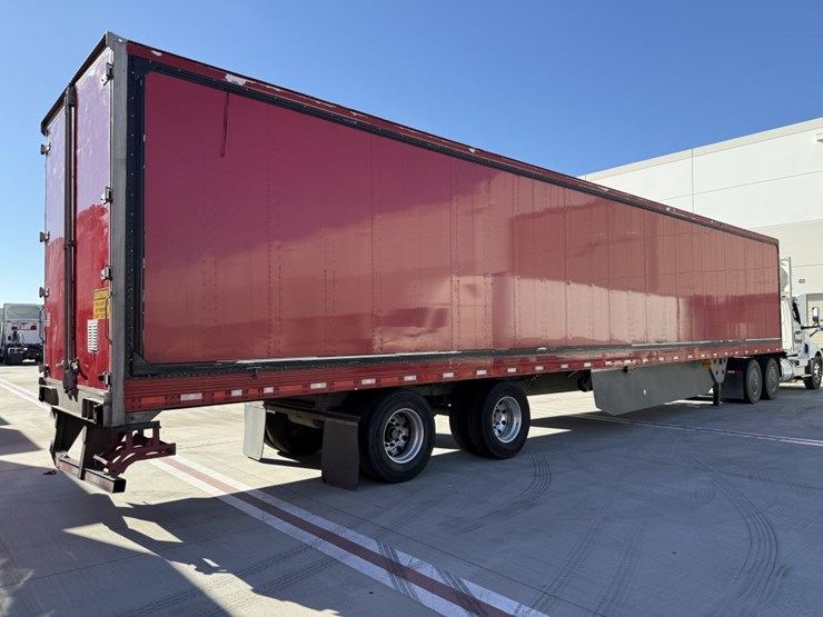 2016-utility-van-image-4