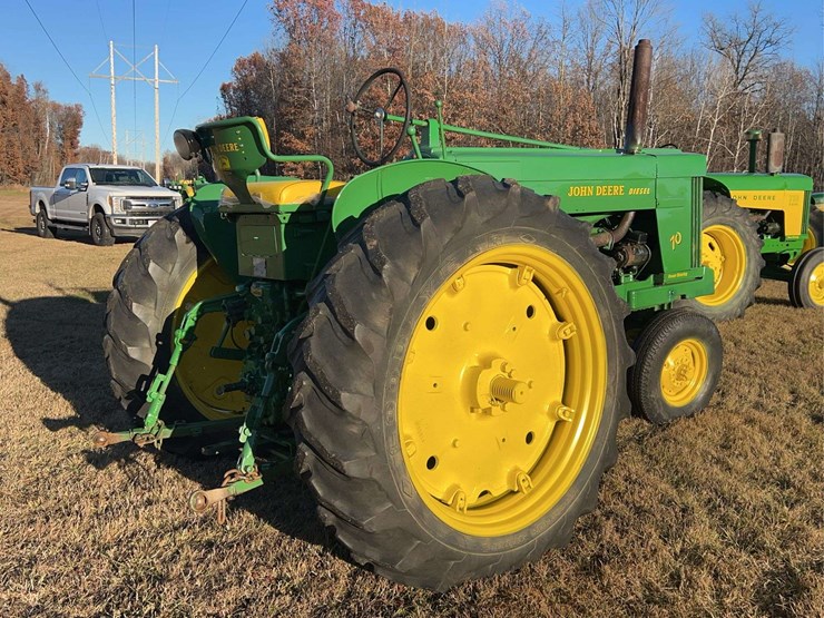 1955-john-deere-70-image-3